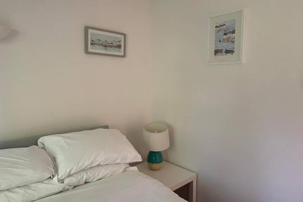 37 Strawberry Hill, Hayleヴィラ エクステリア 写真
