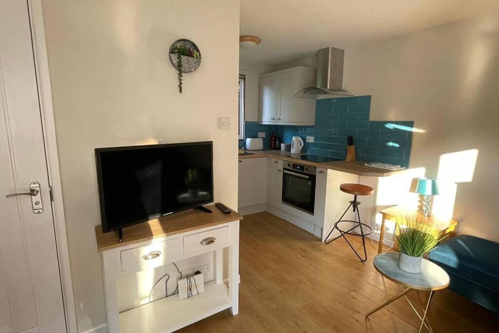 37 Strawberry Hill, Hayleヴィラ エクステリア 写真